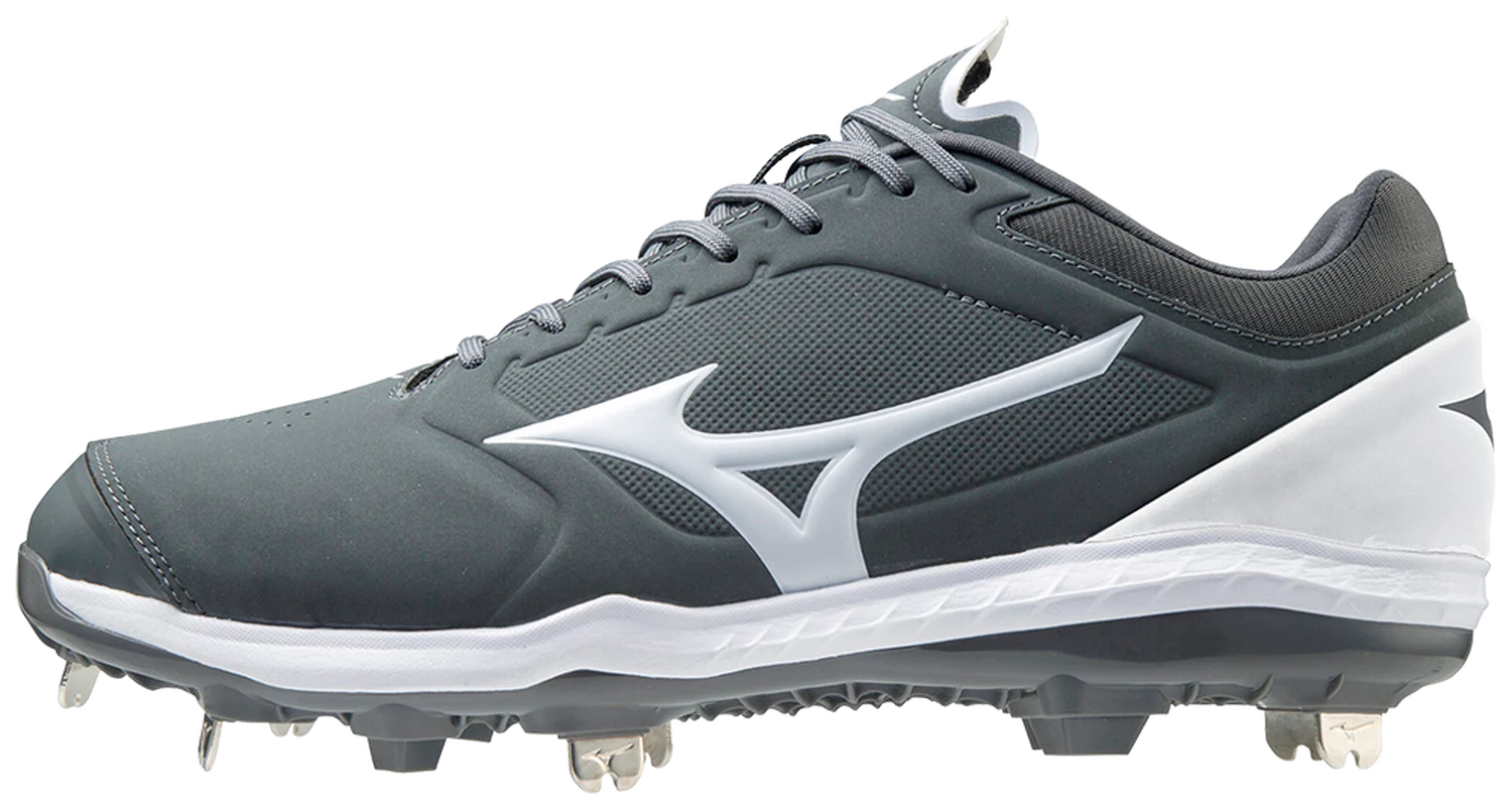 Mizuno Womens Sweep Metal Softball Cleat - Image 2