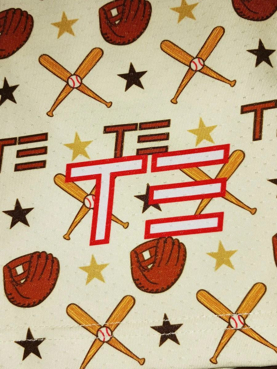 Team Express Youth Bats And Gloves Shorts - Image 3