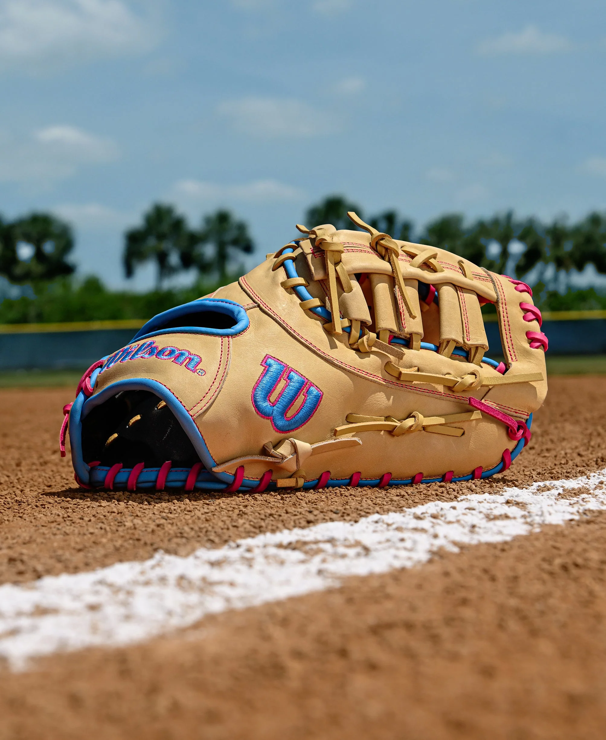 Wilson A1000 1620 Model 12.5" Baseball First Base Mitt - Image 3