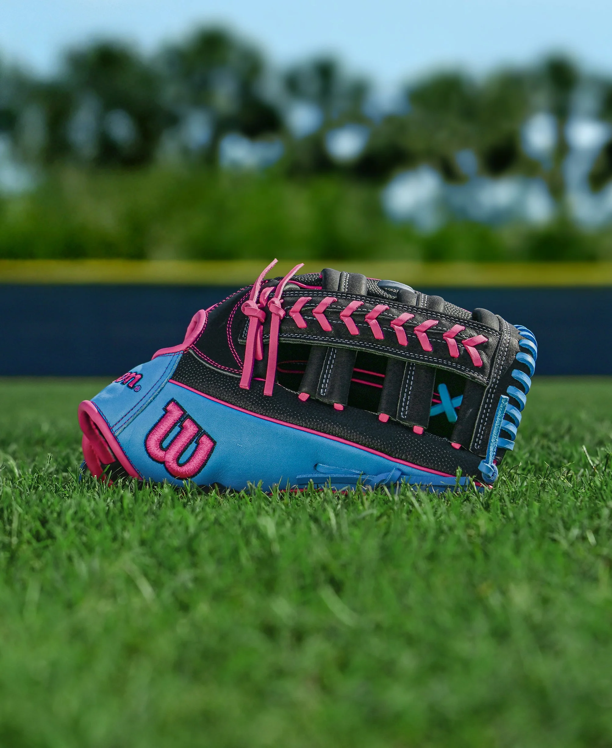 Wilson A1000 1892 Pedroia Fit 12.25" Baseball Outfield Glove with SuperSkin - Image 2