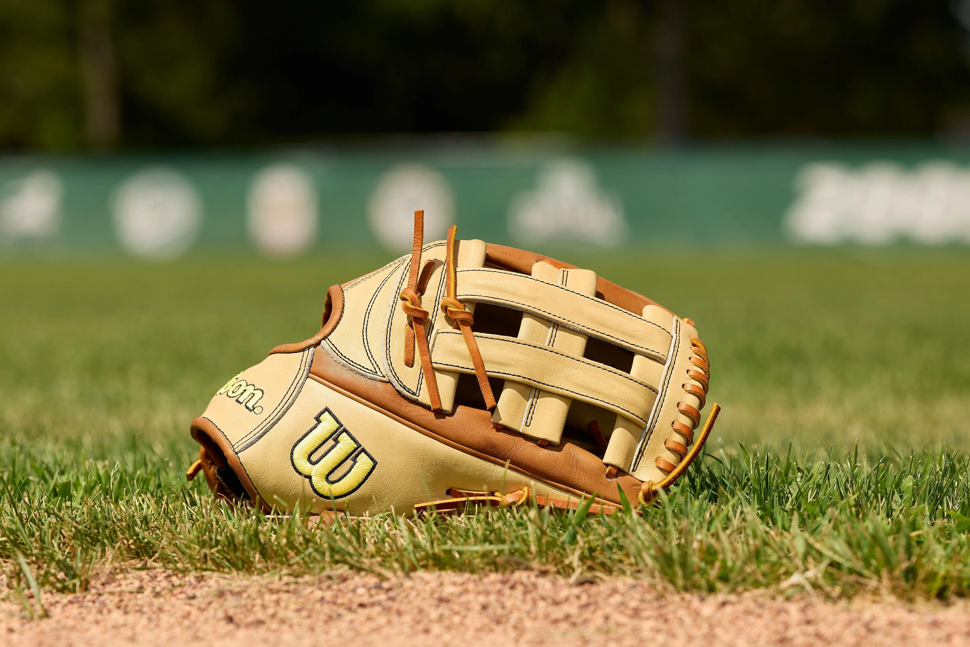 Wilson A2000 Classic 1777 Tan Model 12.75" Baseball Outfield Glove - Image 7