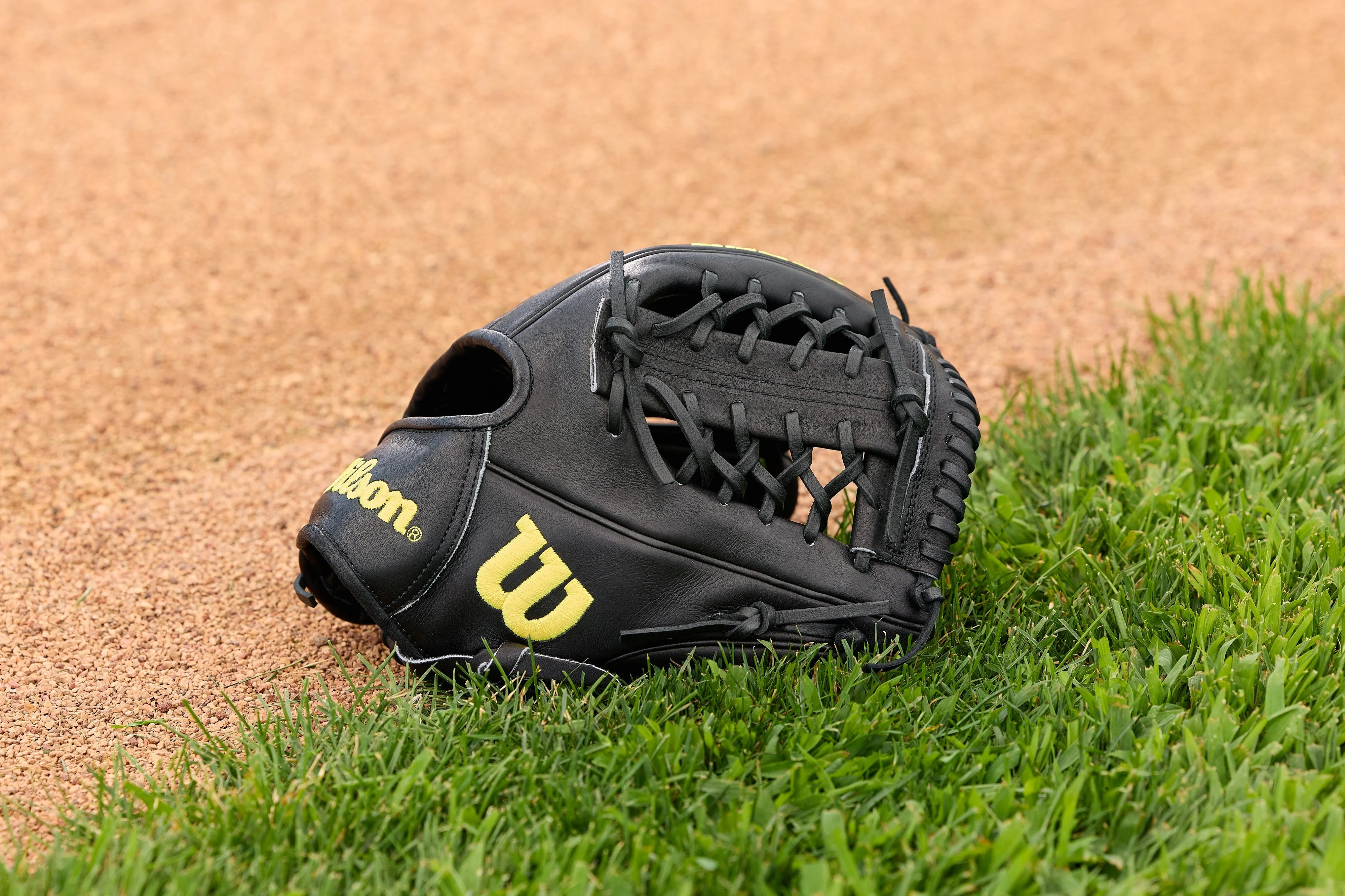 Wilson A2000 Classic 1789 Model 11.5" Baseball Infield Glove - Image 4