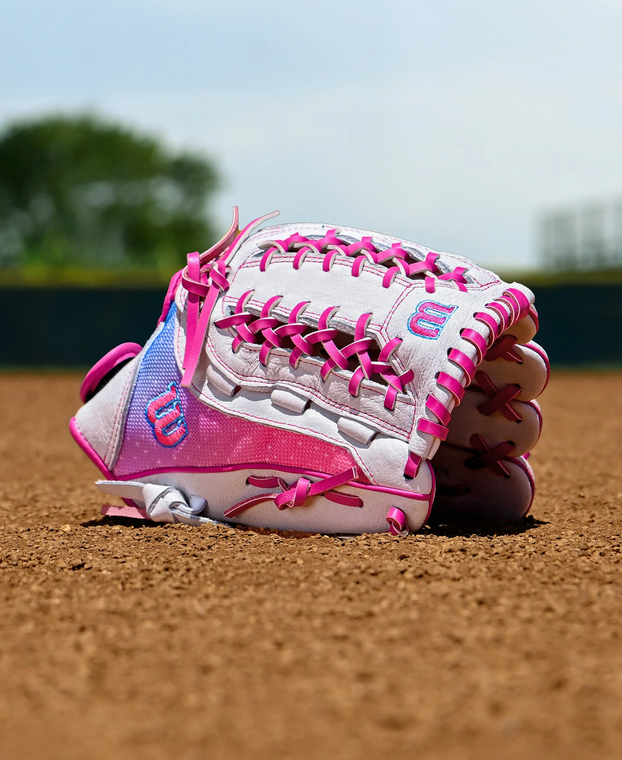 Wilson Flash 12" Fastpitch Glove - Image 3