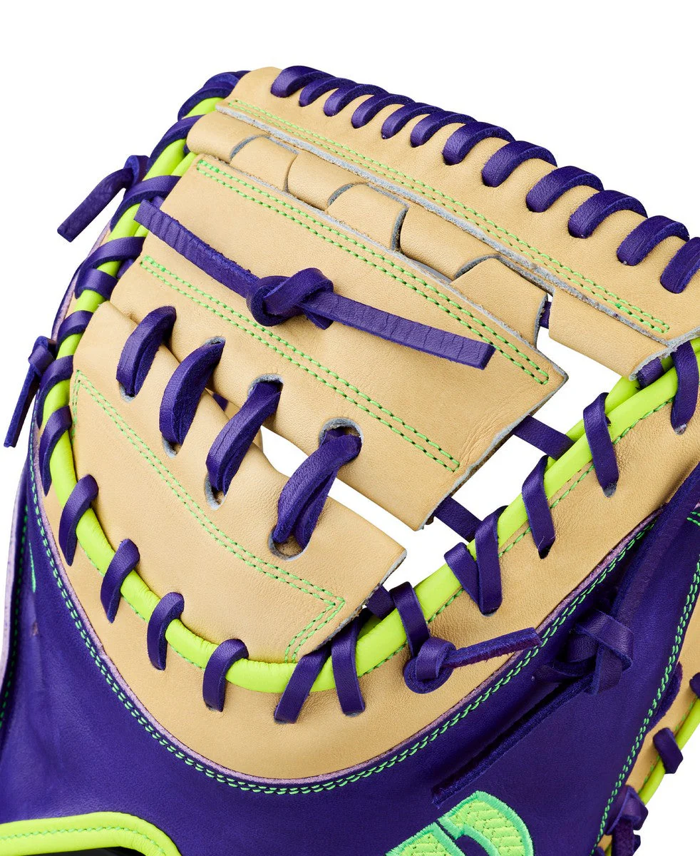 Wilson Spring 2026 A2000 FPCM23 Model 34" Fastpitch Catcher's Mitt - Image 5