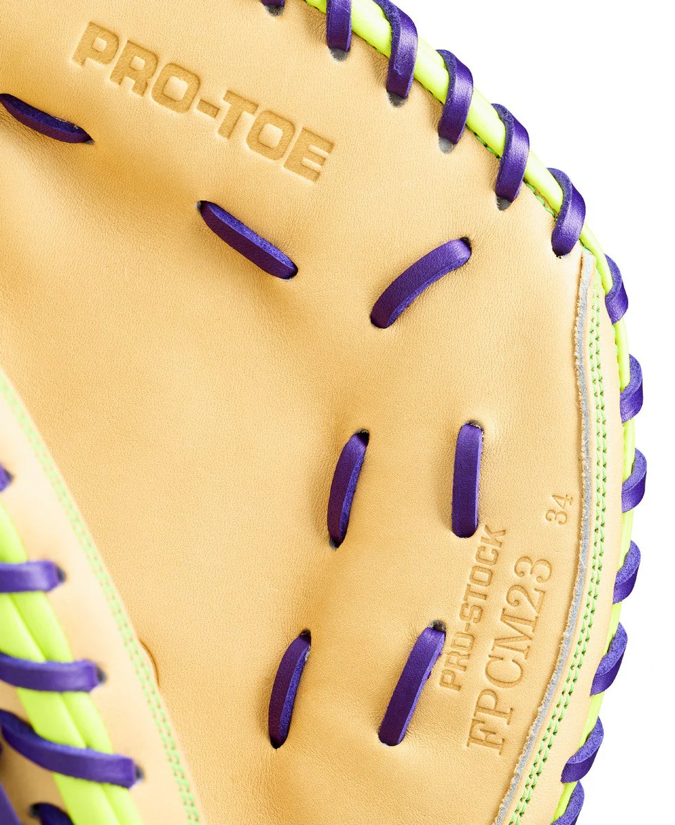 Wilson Spring 2026 A2000 FPCM23 Model 34" Fastpitch Catcher's Mitt - Image 7