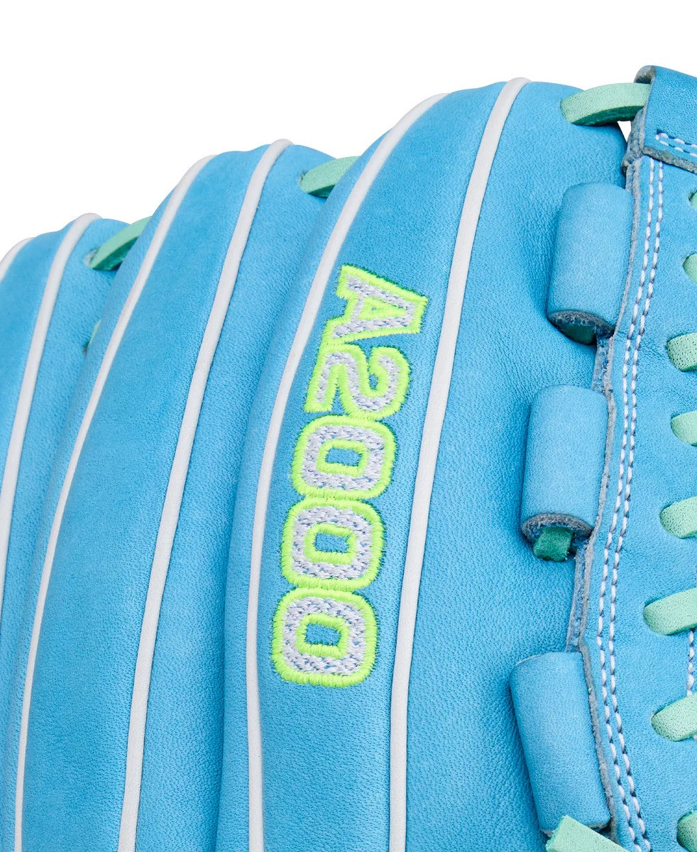 Wilson Spring 2026 A2000 FPHG Model 12" Fastpitch Pitcher's Glove - Image 8