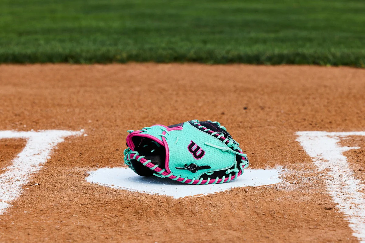Wilson Spring 2026 A2000 M23 SuperSkin Model 33.5" Baseball Catcher's Mitt - Image 3