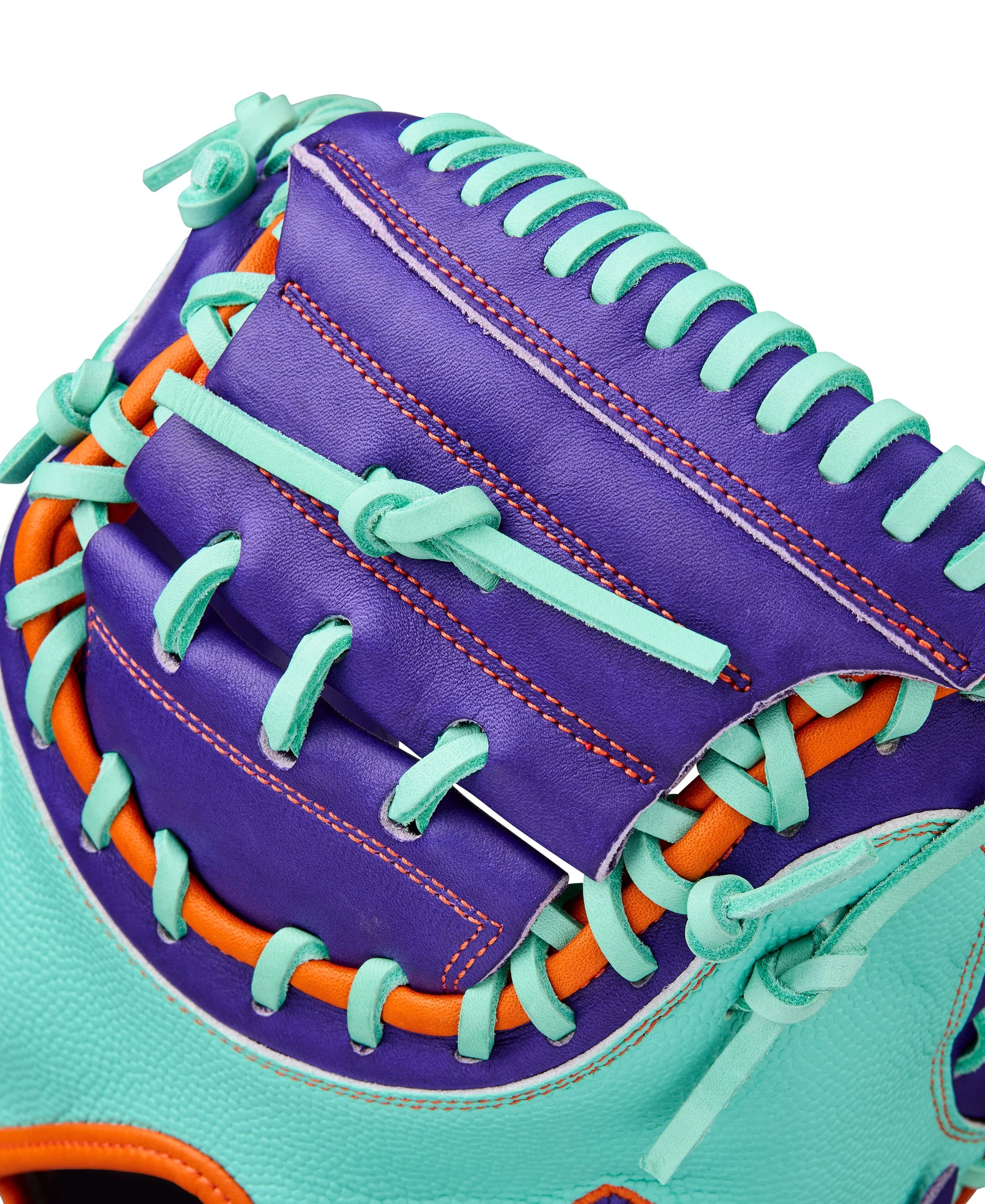 Wilson Winter 2025 A2000 CM33 SuperSkin Model 33" Baseball Catcher's Mitt - Image 6